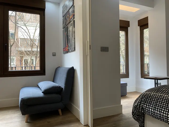 Zona de estar junto a la ventana · 2020