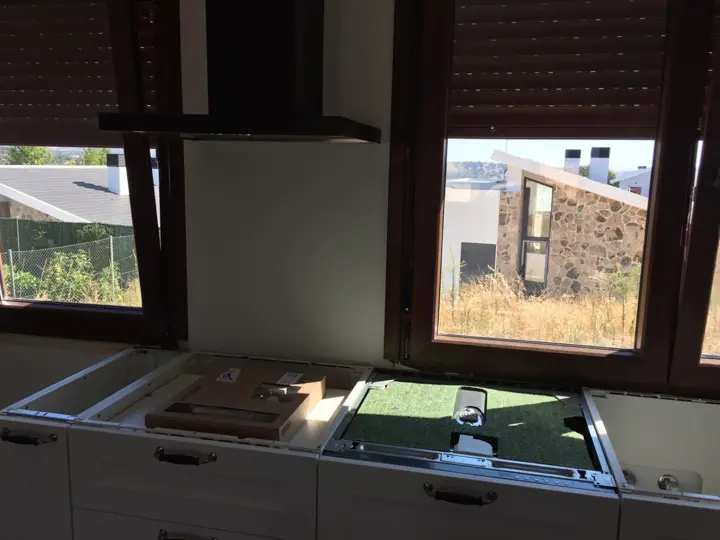 Montaje de la cocina · 2020