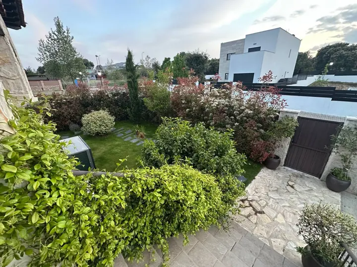 Jardín consolidado · 2026