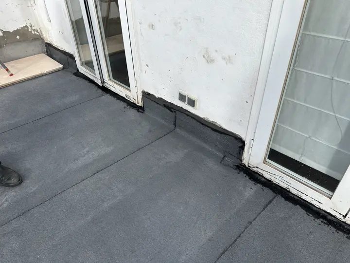 Terraza de ático con la nueva impermeabilización · 2024